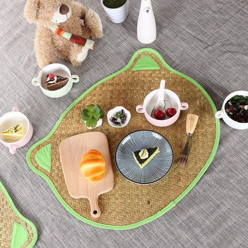 Table Mat Miếng lót bàn ăn cói hình gấu - lót bàn ăn mây tre - The bamboo