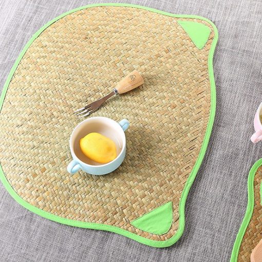 Table Mat Miếng lót bàn ăn cói hình gấu - lót bàn ăn mây tre - The bamboo